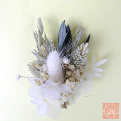 The Pure – White and Natural Dried Flower Boutonniere