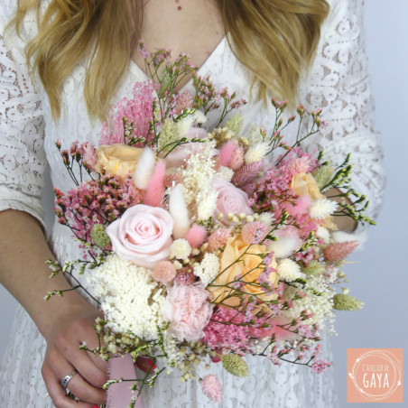 Bouquet en fleurs séchées de mariée