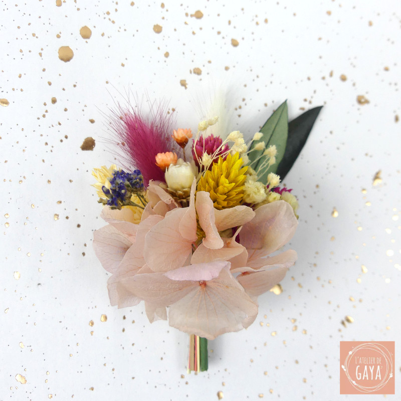 La colorée – Boutonnière en fleurs séchées multicolores