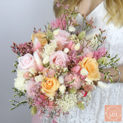 Rose Éternelle – Bouquet de mariée en fleurs séchées rose pastel et pêche